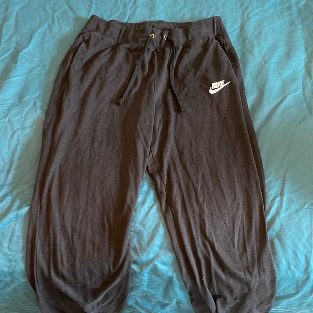women’s nike sweatpants